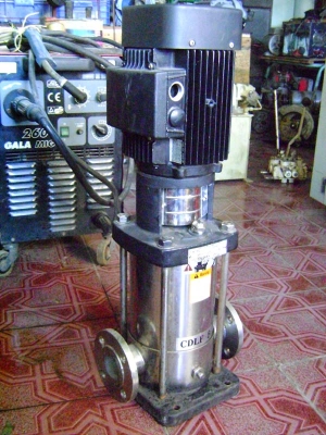 ขายปั๊มน้ำหลายใบพัด แรงส่งสูง