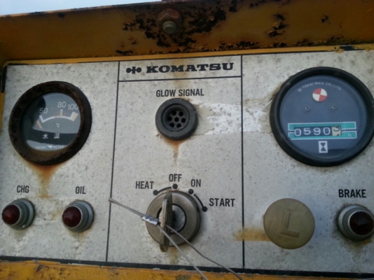 ขายรถบด7ล้อยาง 3.3 ตัน Komatsu JW33-1 รถนอก ขายรถบด7ล้อยาง 3.3 ตัน Komatsu JW33-1 รถนอก