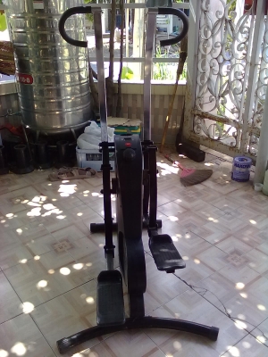 เครื่องออกกำลังกายวิ่งบนอากาศ เครื่องออกกำลังกายวิ่งบนอากาศ