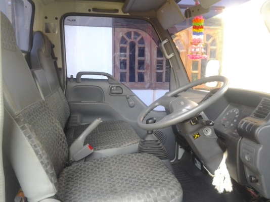 ขายรถบรรทุก4ล้อ ห้าง ISUZU NKR55E ขายรถบรรทุก4ล้อ ห้าง ISUZU NKR55E