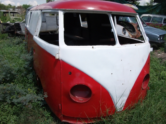 ขายโปรเจ็คหน้า V (ซื้อหนึ่งแถมหนึ่งครับ) พร้อมตู้แตงโมช่วงล่างดีด้านหน้าเป็นดิสแล้วครับพร้อมเอาไปขึ้นหน้าวีครับขายตามสภาพนะ