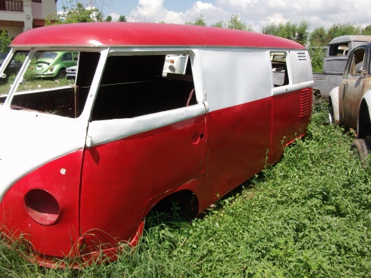 ขายโปรเจ็คหน้า V (ซื้อหนึ่งแถมหนึ่งครับ) พร้อมตู้แตงโมช่วงล่างดีด้านหน้าเป็นดิสแล้วครับพร้อมเอาไปขึ้นหน้าวีครับขายตามสภาพนะ