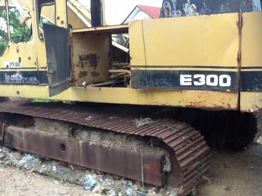 ขายรถขุด CATERPILLAR E300