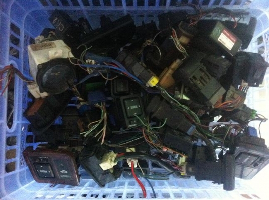 จำหน่าย สวิท ไฟตัดหมอก - ตัวปรับกระจกมองข้าง - ตัวปรับกระจกไฟฟ้า