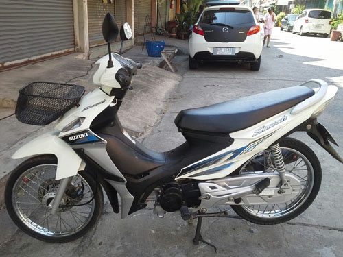 smash ปี 54 ตัวล่าสุด รถสวยมาก เกรด A เครื่องเดิม แน่นๆเงียบกริบ เอกสารครบ คุ้มค่ามากค่ะ