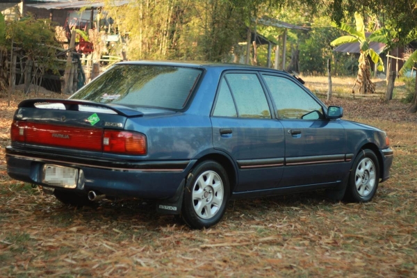 ขายหรือแลก บิ๊กไบค์ทุกรุ่น ///// Mazda 323 เครื่อง TOYOTA 4A 1600CC โทร 082-7391165