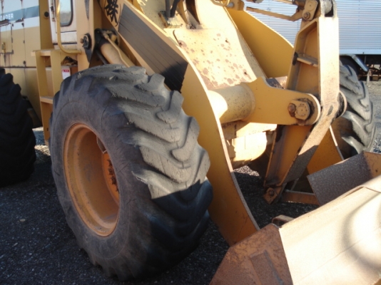 มาถึงไทยแล้ว สำหรับรถตัก KOMATSU 510 สภาพสวยพร้อมใช้งานค่ะ เก่านนอกแท้อย่างนี้อย่าช้าที่จะเป็นเจ้าของค่ะ สนใจติดต่อเจี๊ยบเลยค่ะ 087-3310254 ค่ะ