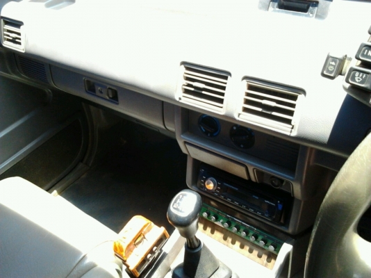 ISUZU TFR มังกรทอง SPACE CAB 2.5 MT ปี 96 รถสวยบางเดิมๆ เครื่องแห้งแรงดีไม่มีเยิ้ม ภายในเก๋งคอนโซลสวยไม่ผุ แอร์เย็นฉ่ำ กระบะไม่มีผุ คัชซีสวยไม่มีดาม ล้อแม็กลายสวย ยางสภาพดี 70\% พร้อมใช้งาน เอกสารทะเบียนภาษีครบพร้อมโอน ราคาต่อรองได้ครับ