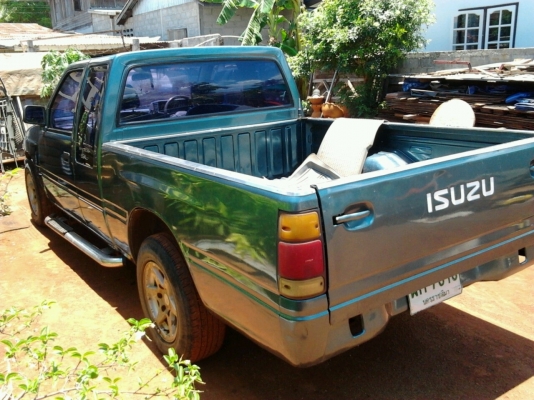 ISUZU TFR มังกรทอง SPACE CAB 2.5 MT ปี 96 รถสวยบางเดิมๆ เครื่องแห้งแรงดีไม่มีเยิ้ม ภายในเก๋งคอนโซลสวยไม่ผุ แอร์เย็นฉ่ำ กระบะไม่มีผุ คัชซีสวยไม่มีดาม ล้อแม็กลายสวย ยางสภาพดี 70\% พร้อมใช้งาน เอกสารทะเบียนภาษีครบพร้อมโอน ราคาต่อรองได้ครับ