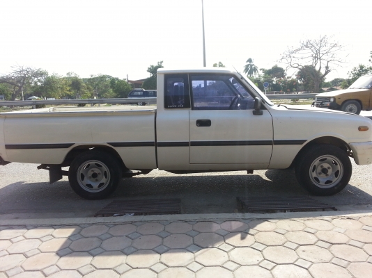 ขายมาสด้าแฟมิลี่1400 สวยเดิมๆบางๆสักคัน เกบงานหมดแล้ว รถพร้อมใช้