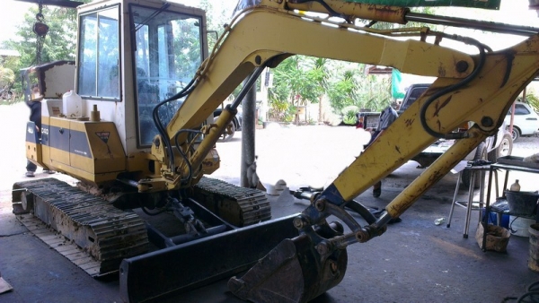 @@@__รถแบ็คโฮ KOMATSU PC40-6 เก่านอกตู้เก๋งมีใบอินวอยน์__@@@