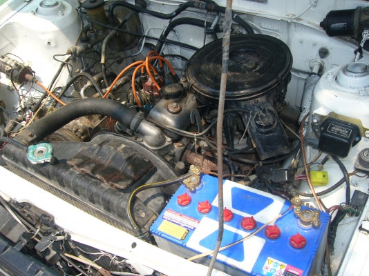 TOYOTA  COROLLA  ( GL )  ขับเคลื่อนล้อหลัง ทะเบียนพร้อมโอน