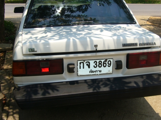 TOYOTA  COROLLA  ( GL )  ขับเคลื่อนล้อหลัง ทะเบียนพร้อมโอน
