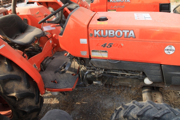 TRACTORS KUBOTA L4508