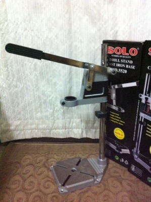 ขายด่วน แท่นจับสว่านมือ รุ่นเล็ก SOLO  (ของใหม่)