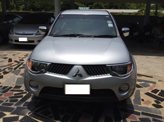 triton 4 ประตู ดีเซล 2500 cc เกียร์ ออโต้ รถปลายปี 2006