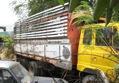 ขาย Hino KT 729 สองเพลาดั้มพ์ เครื่อง EL 100 วางหัวแรนเจอร์ พร้อมใช้ โทรเลย 088-4501277