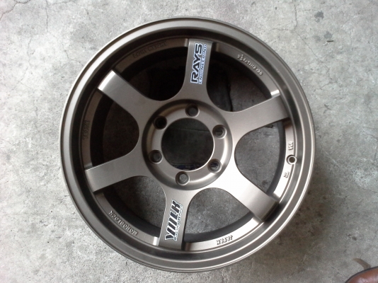 ขายล้อte37 สวยๆ ขอบ17 กว้าง7.5   สีน้ำตาลไหม้ ถูกๆ 13000.-