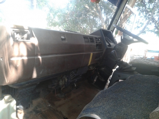 ขาย 6ล้อ HINO FB112 (WO4D)117 แรงคัซซีสวยมาก สวยตลอดเส้น ไม่ผุ ไม่ดาม เครื่องดี แรง พวงมาลัยพาวเวอร์ ขาย 6ล้อ HINO FB112 (WO4D)117 แรงคัซซีสวยมาก สวยตลอดเส้น ไม่ผุ ไม่ดาม เครื่องดี แรง พวงมาลัยพาวเวอร์