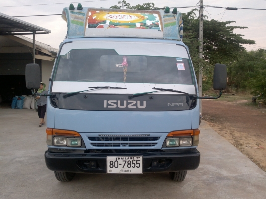 NPR 120  ฝาขาว ปี 43  ช่วงล่างใหญ่  F-หน้า  F - หลัง