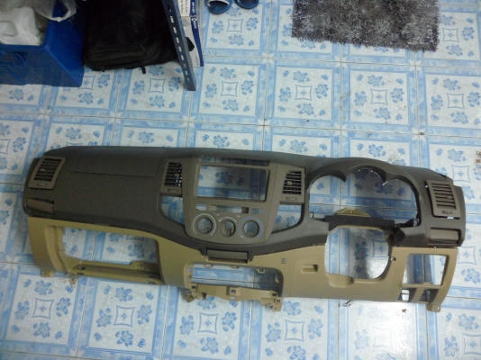 ขายคอนโซลหน้า toyota vigo