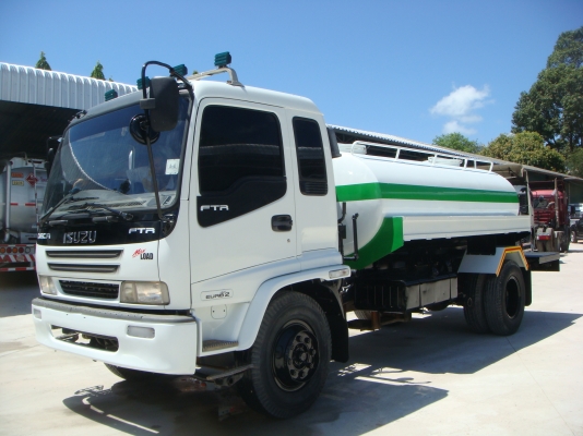 ISUZU FTR เครื่อง 195 แรง แท้งค์น้ำ 6,000 ลิตร