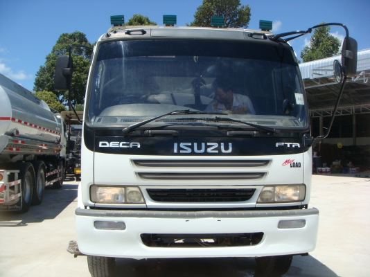 ISUZU FTR เครื่อง 195 แรง แท้งค์น้ำ 6,000 ลิตร