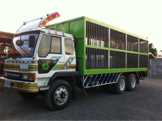 รถสิบล้อบรรทุกหมู 2 ชั้น  มิซซู 195 เครื่อง 6D16 สภาพพร้อมใช้