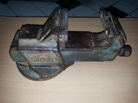 ขายปากกาจับเหล็กของนอกรุ่นเก่าแข็งแรงทนทานมากๆๆ