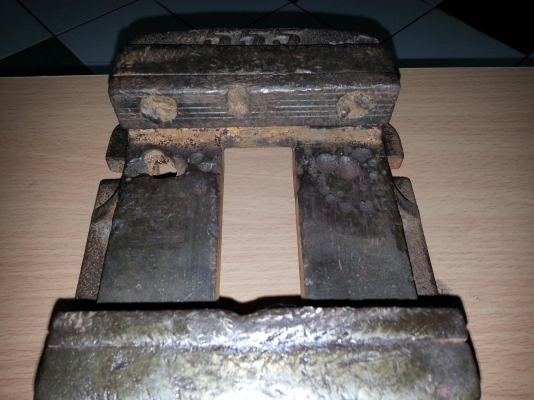 ขายปากการุ่นเก่าเหล็กแข็งแรงมากๆเลยครับ ขายปากการุ่นเก่าเหล็กแข็งแรงมากๆเลยครับ