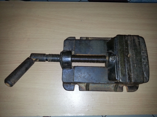 ขายปากการุ่นเก่าเหล็กแข็งแรงมากๆเลยครับ