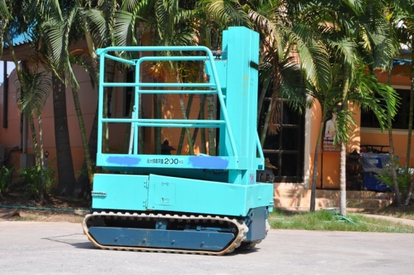 ขาย MANLIFTกระเช้า(ไฟฟ้า)สูง4เมตร นำเข้าจากญี่ปุ่นยังไม่เคยใช้งานในไทย ขายถูก58,000เท่านั้น