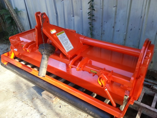 เครื่องซอยหญ้าสภาพดีมาก ( VERTI-CUT ON FAIRWAY) พร้อมให้คำปรึกษาและแนะนำวิธีการใช้