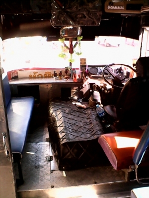 ขายด่วนรถบัสมือสองสภาพดี