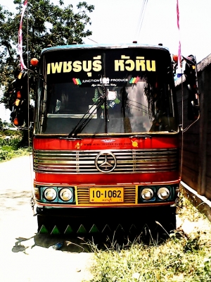 ขายด่วนรถบัสมือสองสภาพดี