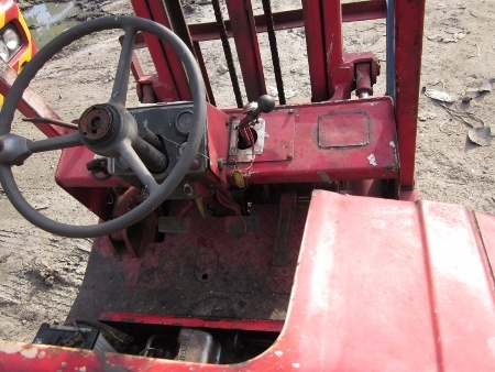 ขาย-รถยก FORKLIFT เครื่องยนต์ดีเซล ขนาด 2 ตัน ยี่ห้อ DUTSAN รถนำเข้าจากญี่ปุ่น เพียง 128,000 บาท ขาย-รถยก FORKLIFT เครื่องยนต์ดีเซล ขนาด 2 ตัน ยี่ห้อ DUTSAN รถนำเข้าจากญี่ปุ่น เพียง 128,000 บาท