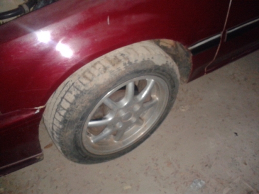 (ลดราคาลงอีก)ขาย civic ef ปี 33 เครื่อง D15B คาร์บูเรเตอร์ รถเครื่องดี ขับดี ไม่มีชนหนัก สีไม่สวยครับ