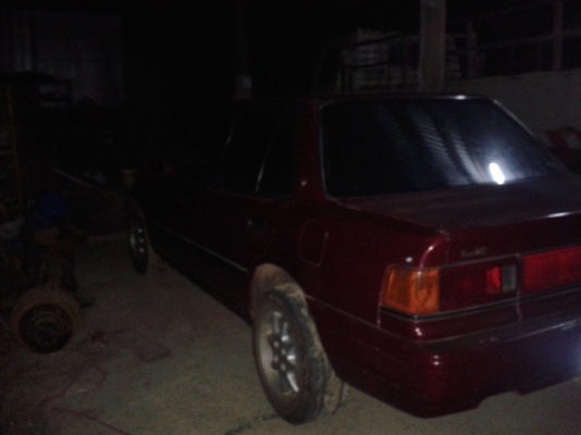 (ลดราคาลงอีก)ขาย civic ef ปี 33 เครื่อง D15B คาร์บูเรเตอร์ รถเครื่องดี ขับดี ไม่มีชนหนัก สีไม่สวยครับ