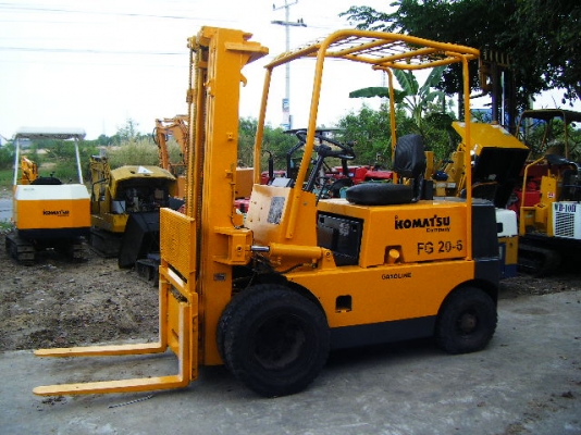 รถโฟร์ลิพท์ 2ตัน รถโฟร์ลิพท์ 2ตัน