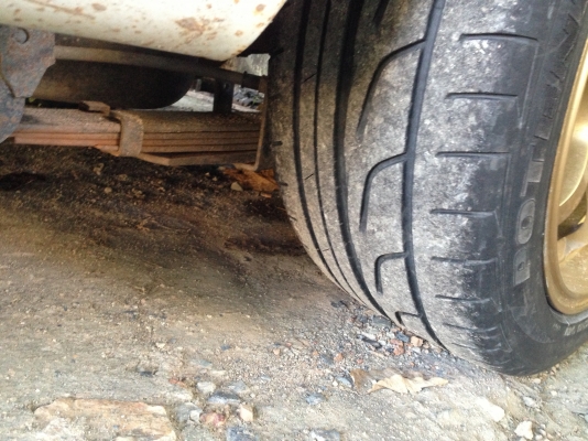 แม็กซ์ RG-D  เจแปนเรสซิ่ง 8น้ิว พร้อมยาง บริสโตน 1ชุด 6รู ขอบ17