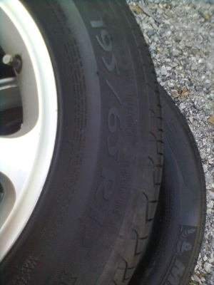 ขายยางพร้อมแม็ก HONDA ยางMICHELIN 195/65R15 ยางปี 10 จำนวน 1 ชุด