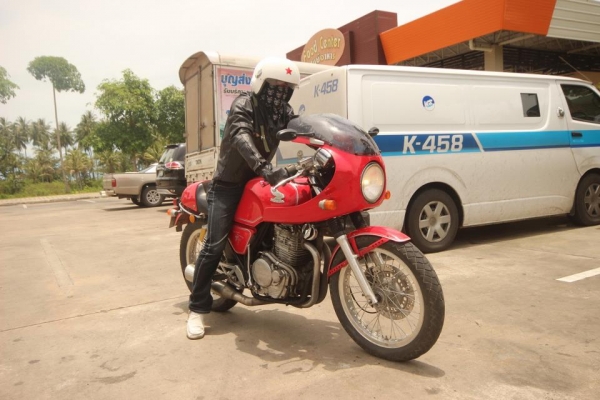 หาคนดูแลต่อครับ  Clubman GB400