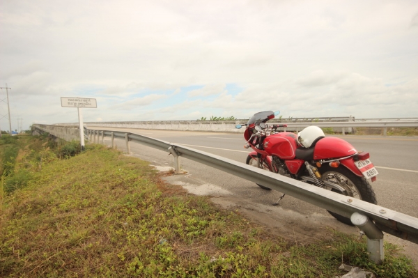 หาคนดูแลต่อครับ  Clubman GB400