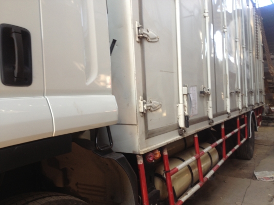 ขาย 6ล้อใหญ่ ISUZU FTR 240แรง CNGแท้โรงงาน รุ่น โรโบคอบ ตู้แห้ง ยาว 7.5 เมตร10บาน ขาย 6ล้อใหญ่ ISUZU FTR 240แรง CNGแท้โรงงาน รุ่น โรโบคอบ ตู้แห้ง ยาว 7.5 เมตร10บาน