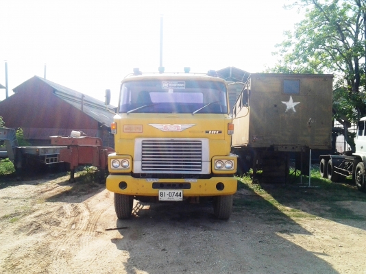 ขายด่วน..รถสิบล้อหัวลาก HINO HH เครื่องยนต์ HINO P11Cรุ่นใหม่ จำนวน 325 แรงม้า รุ่นใหม่ รถสวยพร้อมใช้งาน มีทะเบียนครบ.