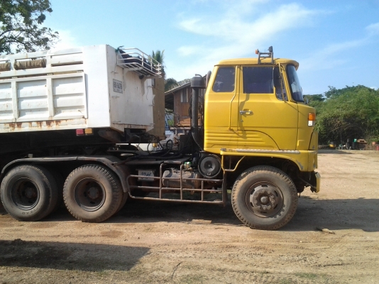 ขายด่วน..รถสิบล้อหัวลาก HINO HH เครื่องยนต์ HINO P11Cรุ่นใหม่ จำนวน 325 แรงม้า รุ่นใหม่ รถสวยพร้อมใช้งาน มีทะเบียนครบ.