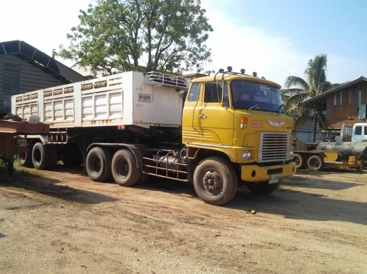 ขายด่วน..รถสิบล้อหัวลาก HINO HH เครื่องยนต์ HINO P11Cรุ่นใหม่ จำนวน 325 แรงม้า รุ่นใหม่ รถสวยพร้อมใช้งาน มีทะเบียนครบ.