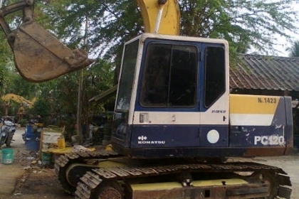 KOMATSU PC100-5 ไฟฟ้าครบ เอวแน่น ช่วงล่างเต็ม