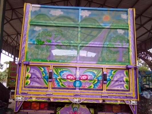 ขายรถหกล้อ ISUZU รถประกอบนอก รุ่น NRR เครื่อง 145 แรง 6BB1 ยาว 5 เมตรเศษ สูง 180 ซ.ม. ภายในสวยพร้อมแอร์ เบรกจิ๊ปฟี่่ ราคา 980000 สนใจติดต่อ คุณชลอ 081-2568658