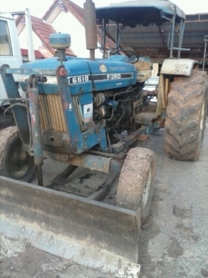 ขายFORD6600 สภาพสวยพร้อมใช้ ติดต่อได้ที่คุณ อ๊อฟ พิจิตร 086-737-9991